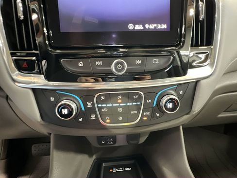 Certified 2020 Chevrolet Traverse Premier image 11
