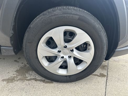 Certified 2025 Toyota RAV4 LE image 32