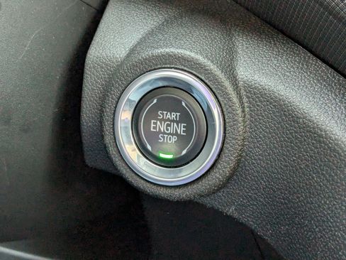 Used 2023 Chevrolet TrailBlazer LT FWD image 18