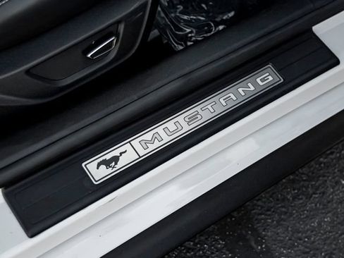 Used 2019 Ford Mustang Premium RWD image 36