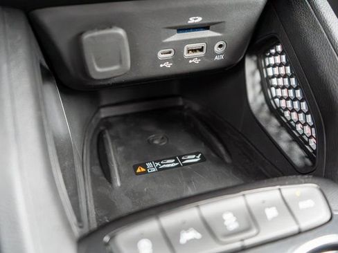 Used 2022 Chevrolet TrailBlazer RS w/ Technology Package AWD/4WD image 28