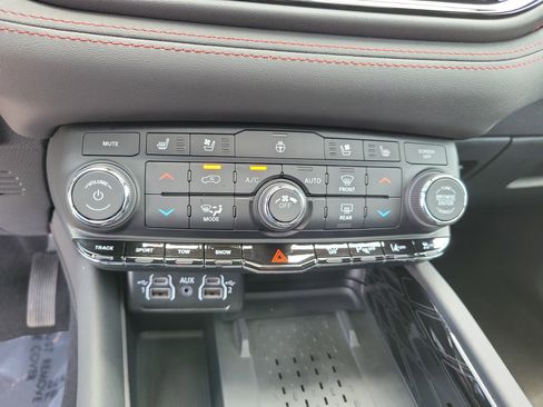 Used 2026 Dodge Durango GT AWD/4WD image 26
