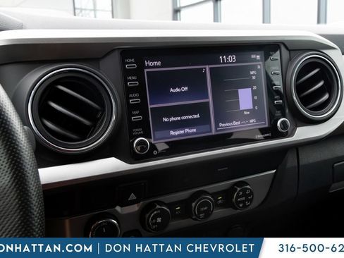 Used 2020 Toyota Tacoma SR5 AWD/4WD image 7