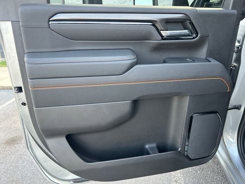 Certified 2025 GMC Sierra 2500 AT4 image 40