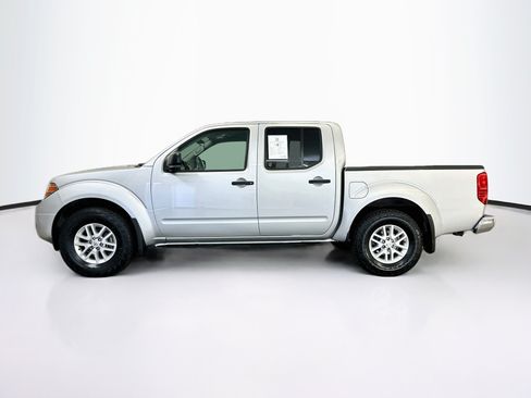Used 2020 Nissan Frontier SV w/ SV Utility Package AWD/4WD image 4