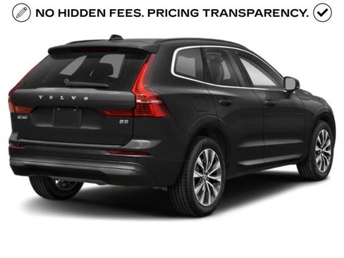 Used 2023 Volvo XC60 B5 Core AWD/4WD image 2