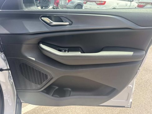 New 2026 Jeep Grand Cherokee Laredo X RWD image 13