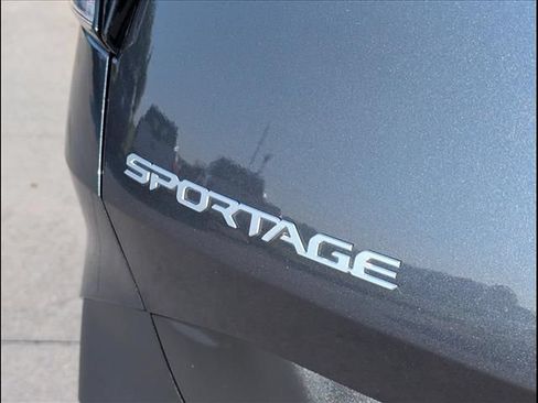 Used 2024 Kia Sportage X-Line w/ X-Line Premium Package AWD/4WD image 18