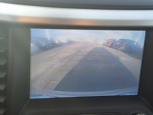 Used 2018 GMC Acadia SLT image 4