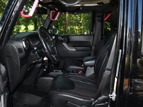 Used 2017 Jeep Wrangler Unlimited Sport w/ Quick Order Package 24S AWD/4WD image 7