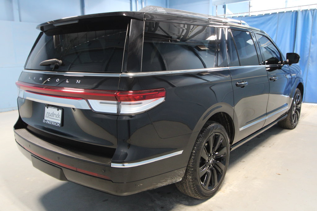 Used 2024 Lincoln Navigator L Reserve AWD/4WD image 34