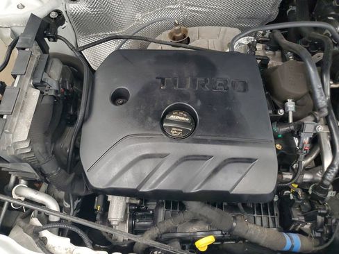 Used 2025 Buick Encore GX Preferred image 9