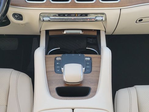 Used 2024 Mercedes-Benz GLE 350 4MATIC image 18