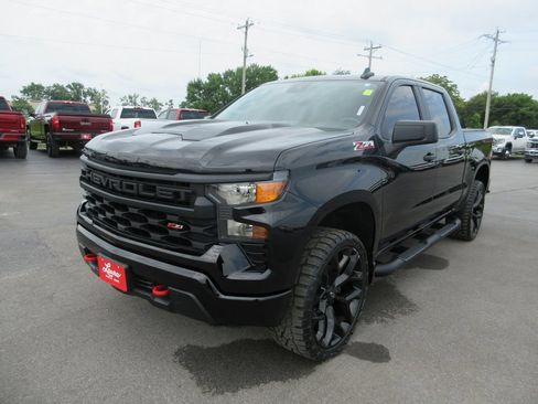 Certified 2022 Chevrolet Silverado 1500 Custom Trail Boss AWD/4WD image 13