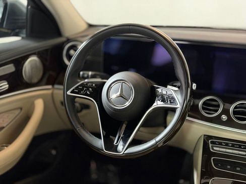Used 2022 Mercedes-Benz E 350 4MATIC Sedan image 13