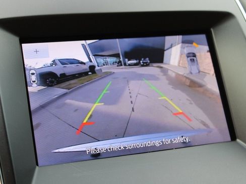 Used 2020 Ford Edge Titanium w/ Equipment Group 301A image 8