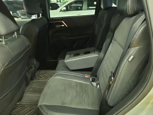 Used 2022 Mitsubishi Outlander SE AWD/4WD image 6