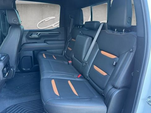 Certified 2025 GMC Sierra 1500 AT4 w/ AT4 Preferred Package image 22