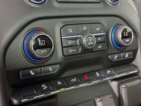 Used 2020 Chevrolet Silverado 1500 LT Trail Boss image 18