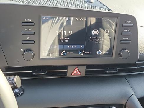 New 2026 Hyundai Elantra SEL Sport FWD image 11