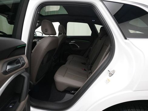 Used 2025 Audi Q5 Premium w/ Convenience Package AWD/4WD image 16