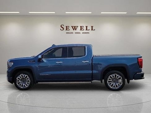 Used 2025 GMC Sierra 1500 Denali Ultimate AWD/4WD image 2