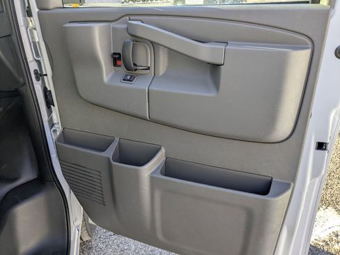 New 2025 GMC Savana 2500 Work Van w/ Chrome Appearance Package image 23