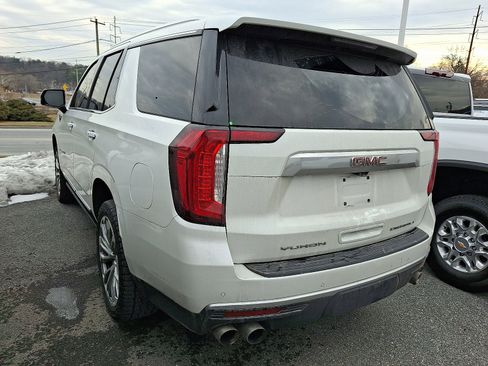 Used 2021 GMC Yukon Denali w/ Denali Ultimate Package image 4