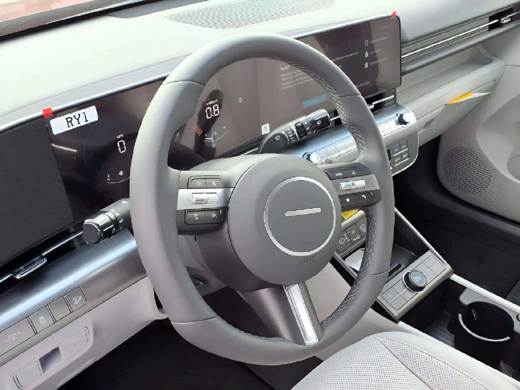 New 2027 Hyundai Kona SEL Premium FWD image 10
