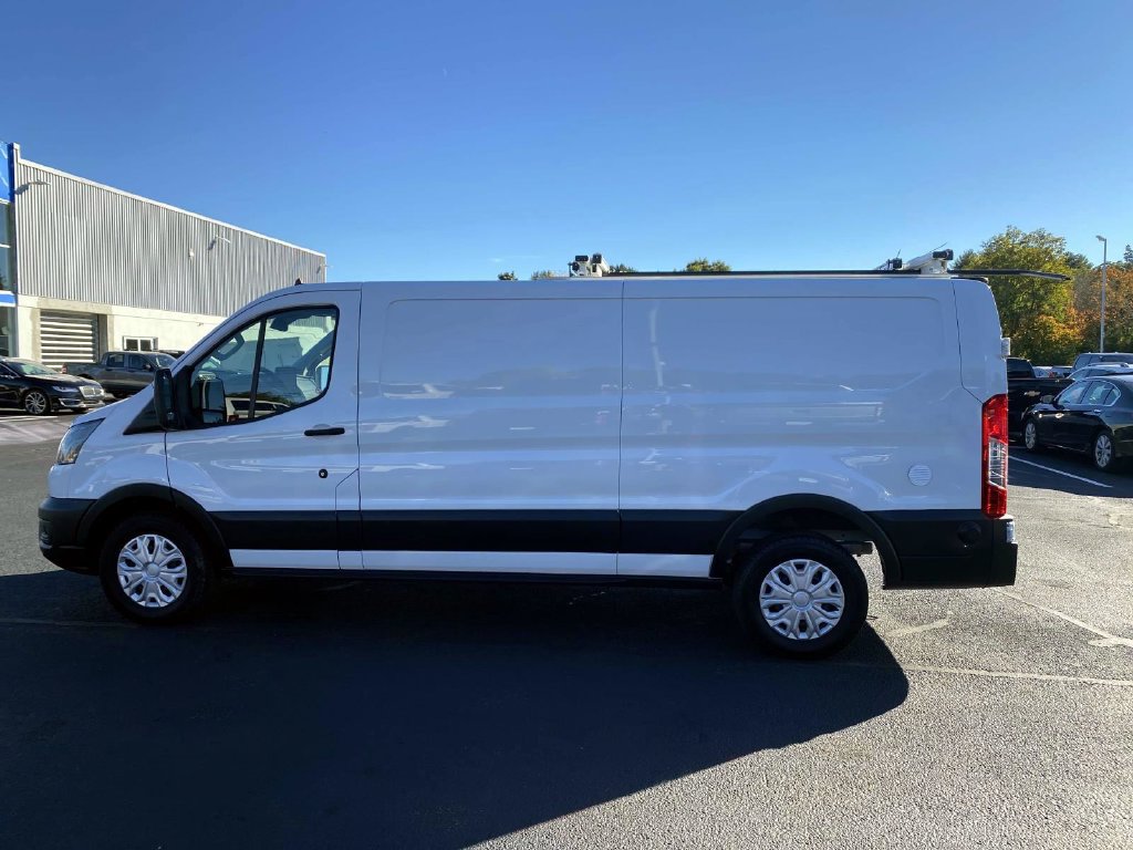 Used 2024 Ford E-Transit Low Roof RWD image 9