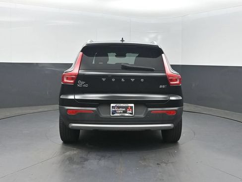 Used 2023 Volvo XC40 B5 Core w/ Convenience Package AWD/4WD image 34