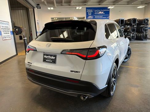 Certified 2026 Honda HR-V Sport image 6