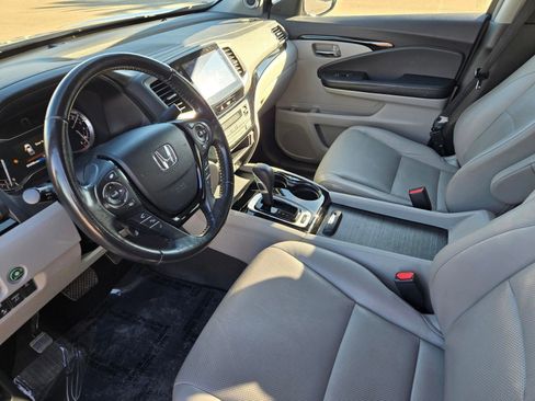 Used 2018 Honda Ridgeline RTL-E image 14