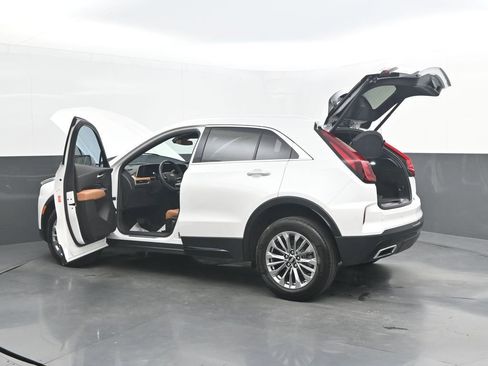 Used 2024 Cadillac XT4 Premium Luxury w/ Active Safety Package FWD image 46