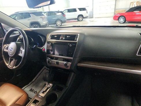 Used 2017 Subaru Outback 3.6R Touring image 26