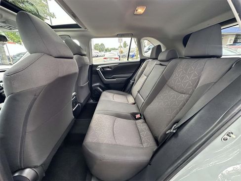 Used 2019 Toyota RAV4 XLE image 23