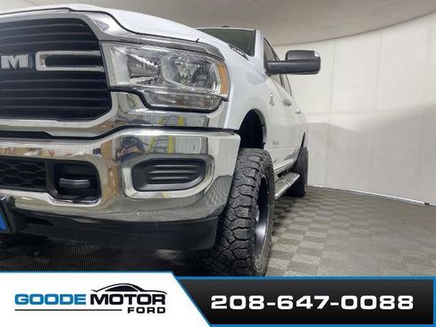 Used 2021 RAM 2500 Big Horn image 6