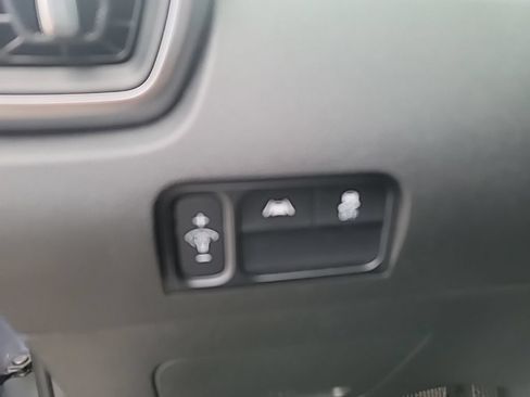 Certified 2023 Kia Sorento S FWD image 14