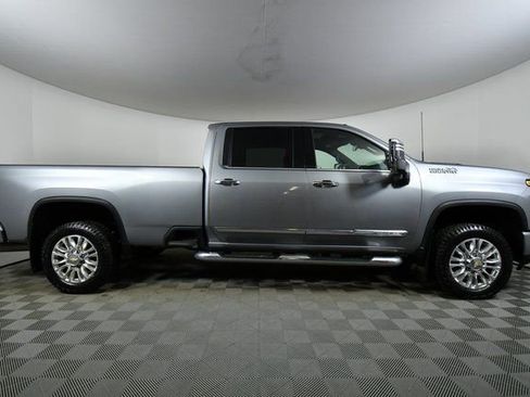 Used 2024 Chevrolet Silverado 3500 High Country w/ Z71 Off-Road Package image 15