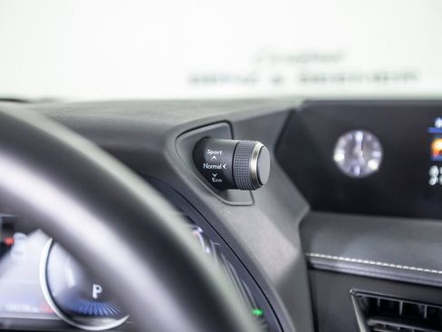 Used 2020 Lexus UX 250h w/ Premium Package AWD/4WD image 41