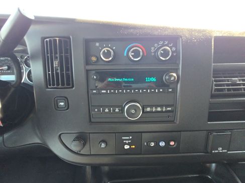 Used 2022 Chevrolet Express 2500 w/ Driver Convenience Package RWD image 23