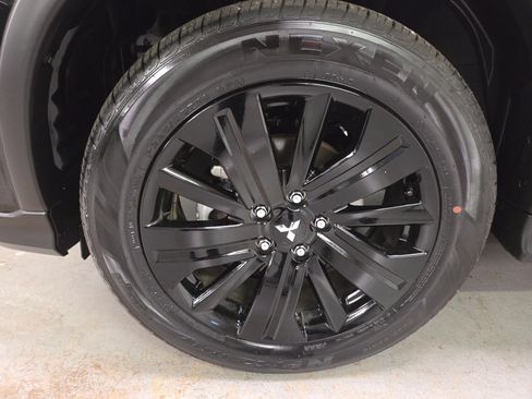 Used 2026 Mitsubishi Outlander Sport AWD image 13