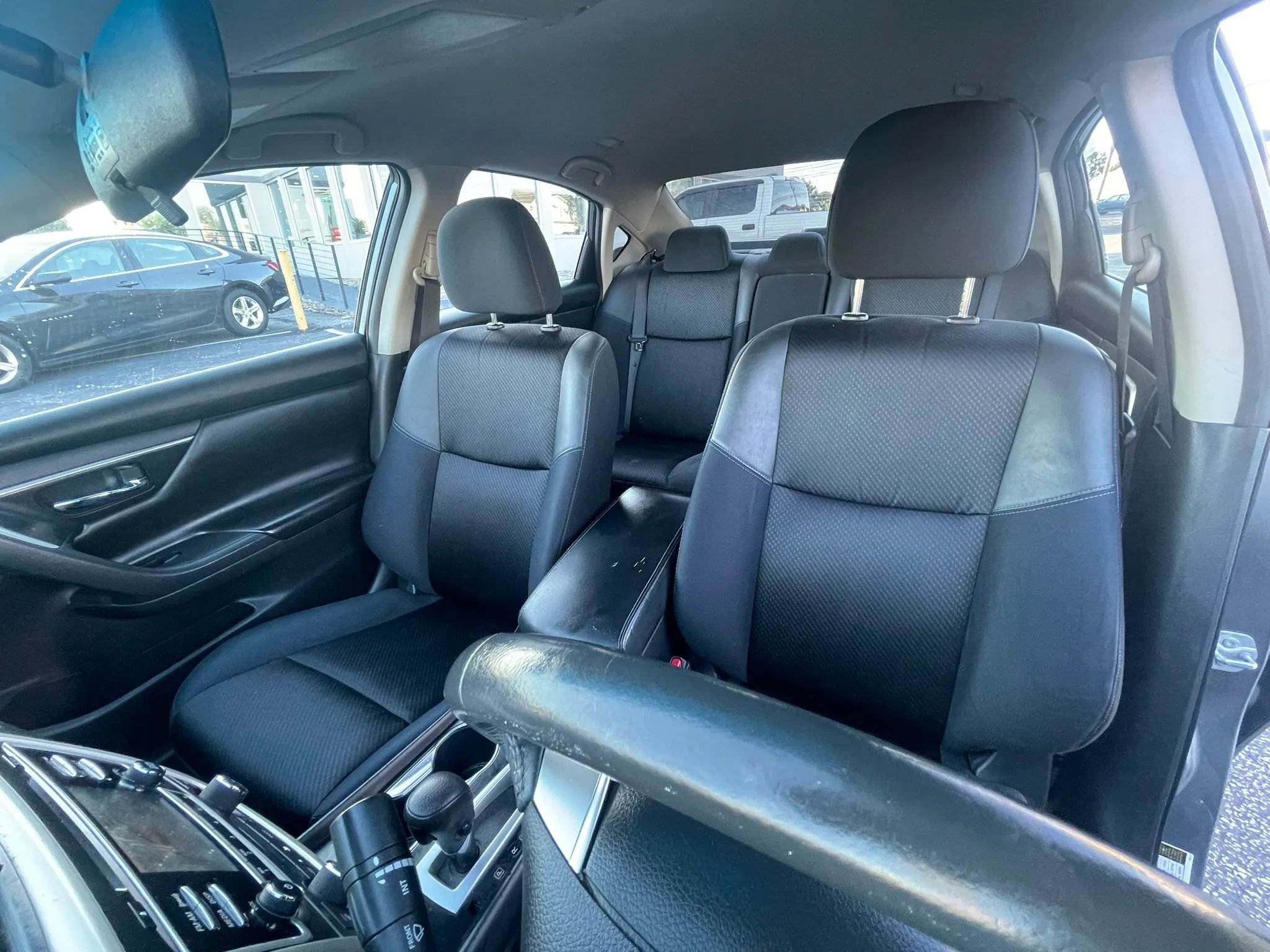 Used 2017 Nissan Altima 2.5 SV FWD image 16
