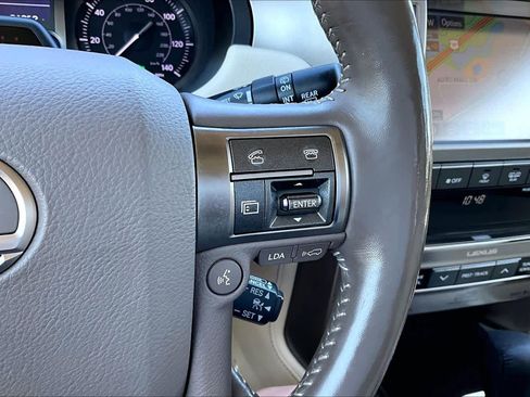 Used 2017 Lexus GX 460 Luxury AWD/4WD image 24