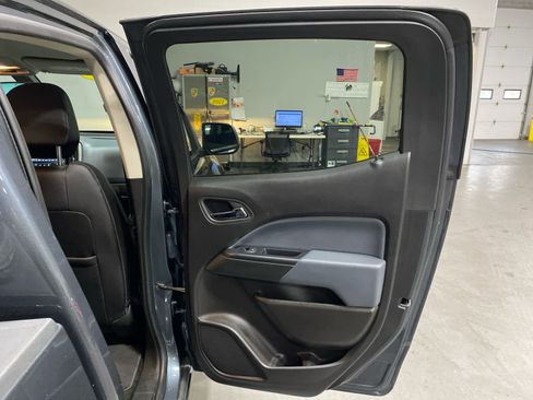 Used 2017 Chevrolet Colorado Z71 image 25