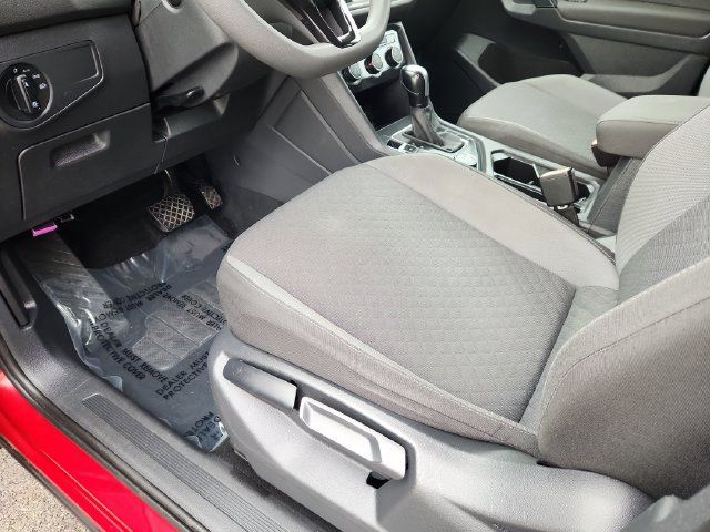 Used 2019 Volkswagen Tiguan S w/ Driver Assistance Package AWD/4WD image 20