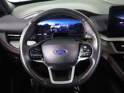 Used 2025 Ford Explorer ST-Line w/ ST-Line Street Pack AWD/4WD image 37
