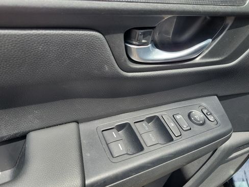 Used 2025 Honda CR-V Sport image 23