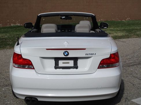 Used 2011 BMW 128i 128i 2dr Convertible image 10
