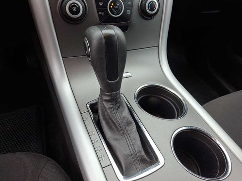 Used 2014 Ford Edge SE w/ Equipment Group 101A FWD image 16